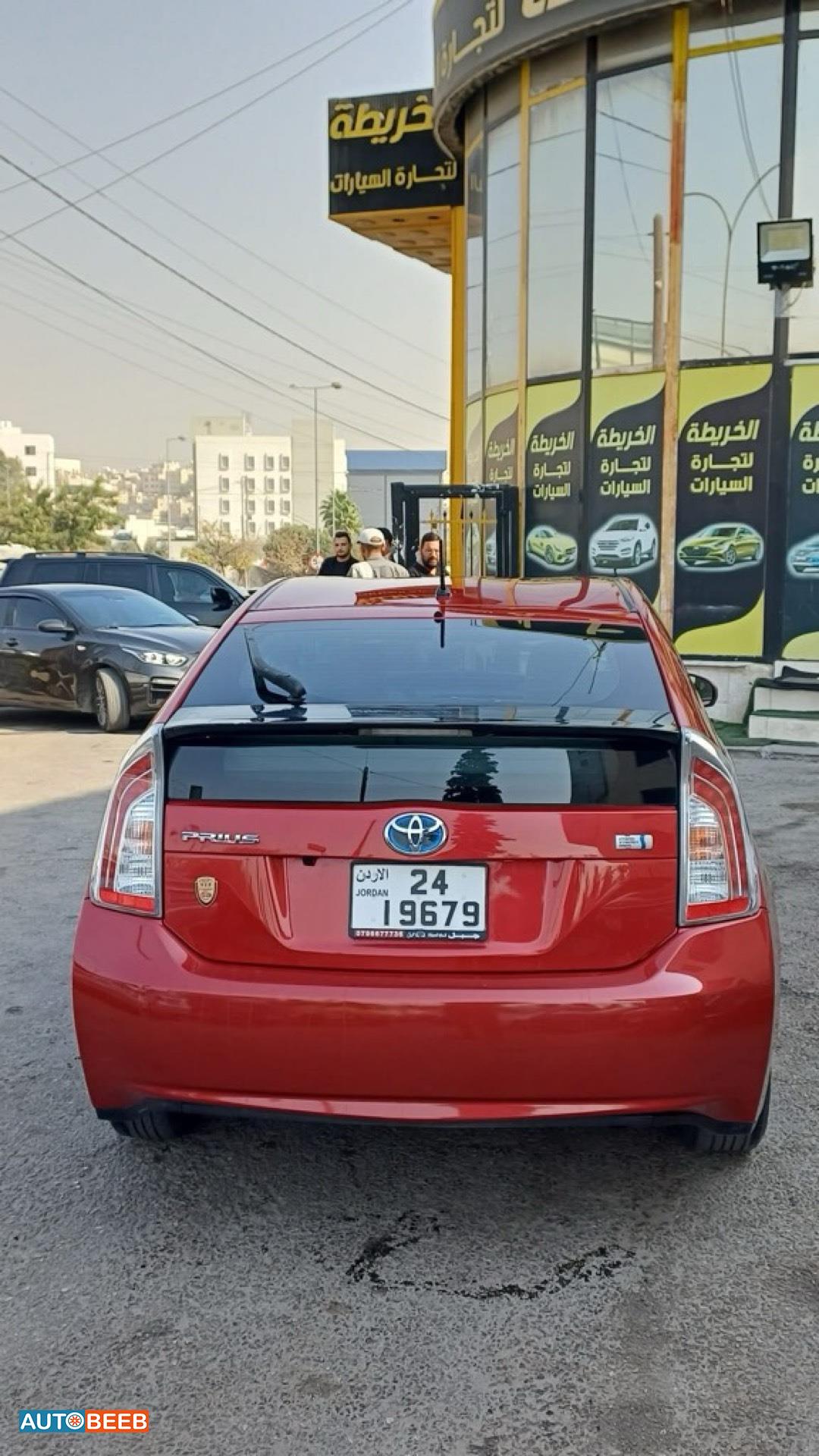 تويوتا بريوس 2013