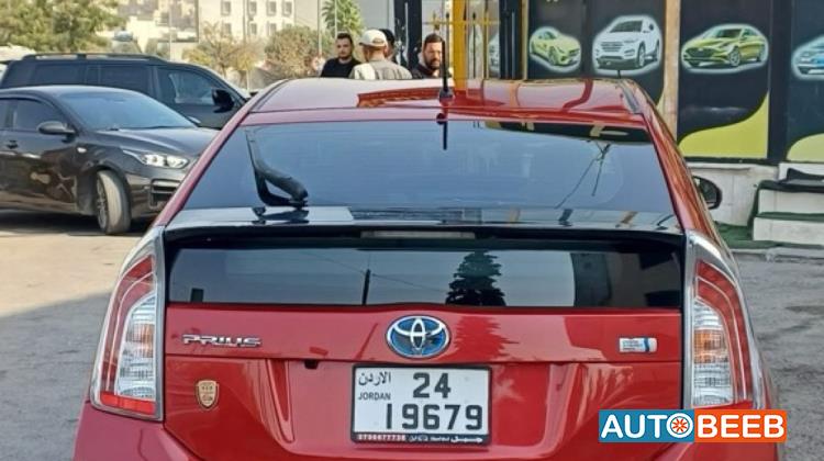 تويوتا بريوس 2013