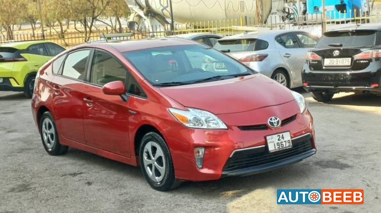 تويوتا بريوس 2013