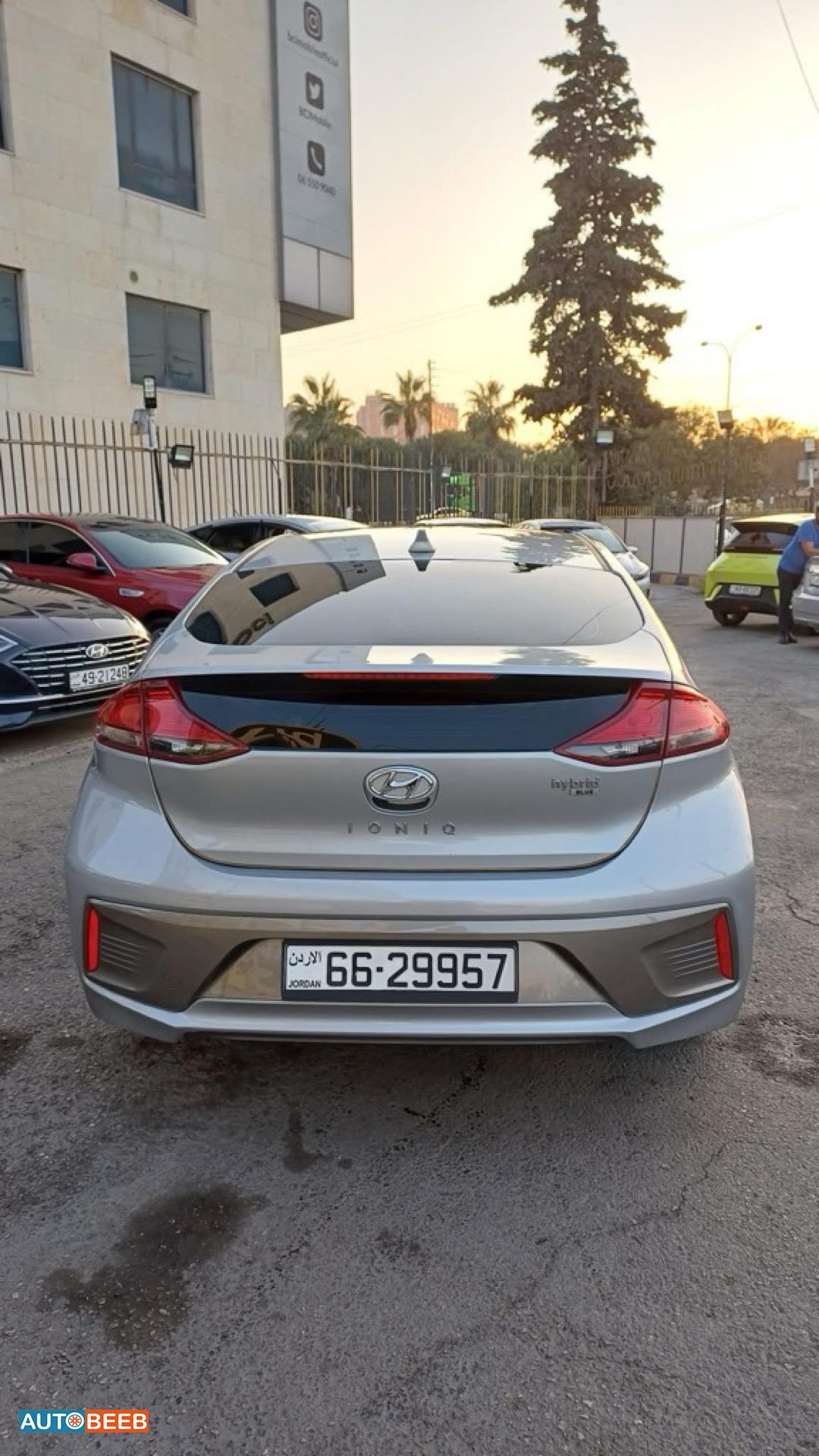Hyundai Ioniq 2021