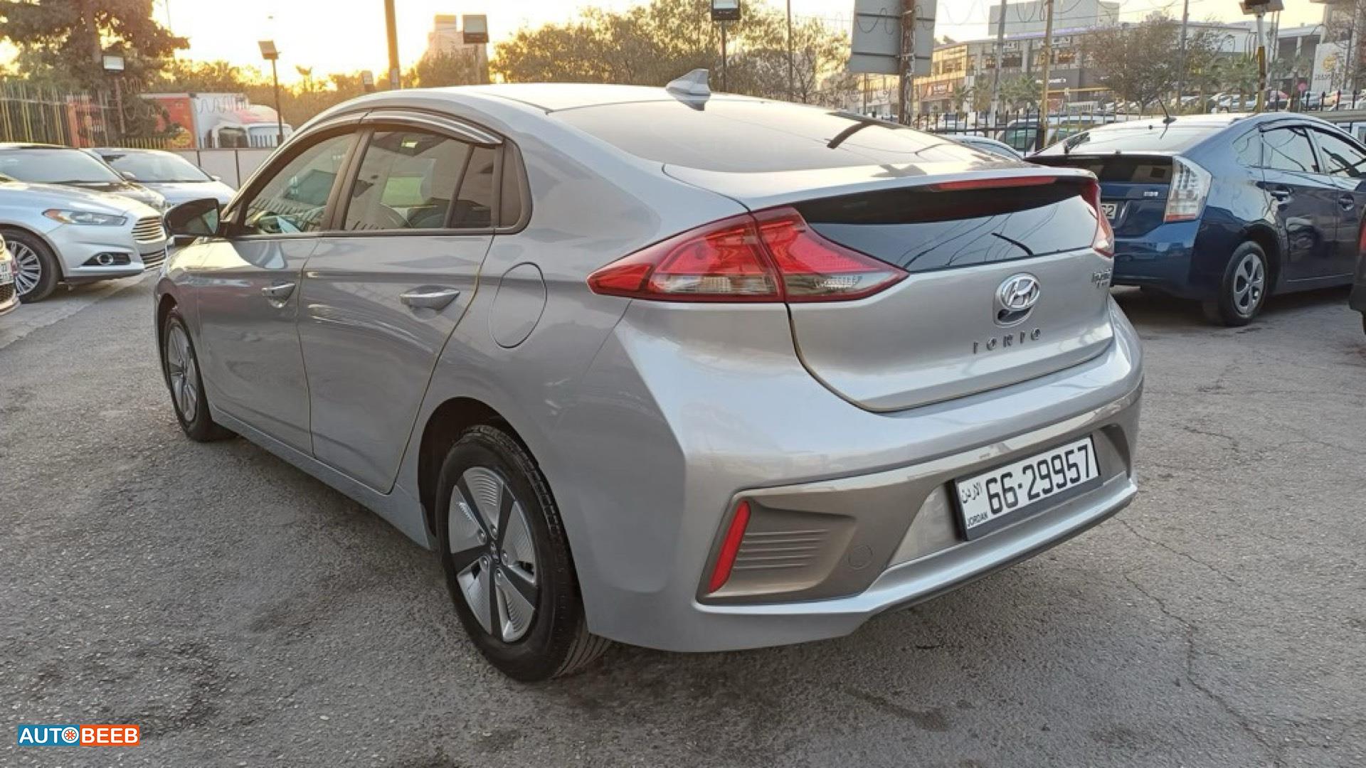 Hyundai Ioniq 2021