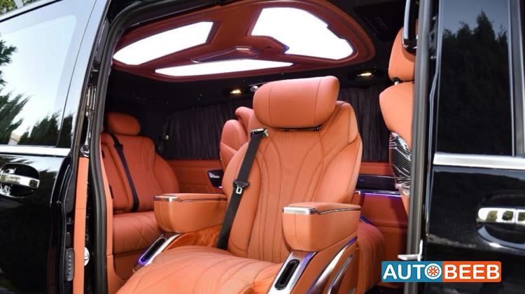 Minibus Mercedes Benz 2025