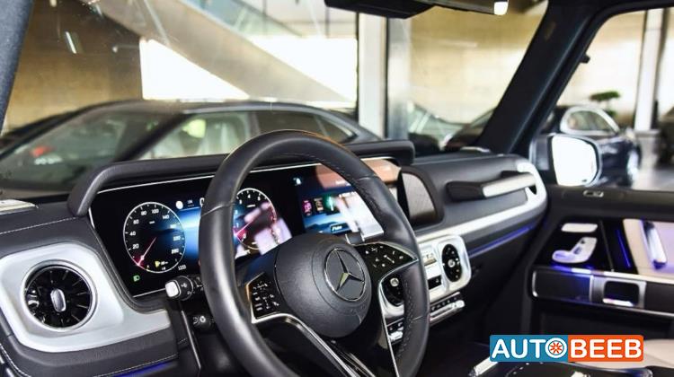 Mercedes Benz G500 2025