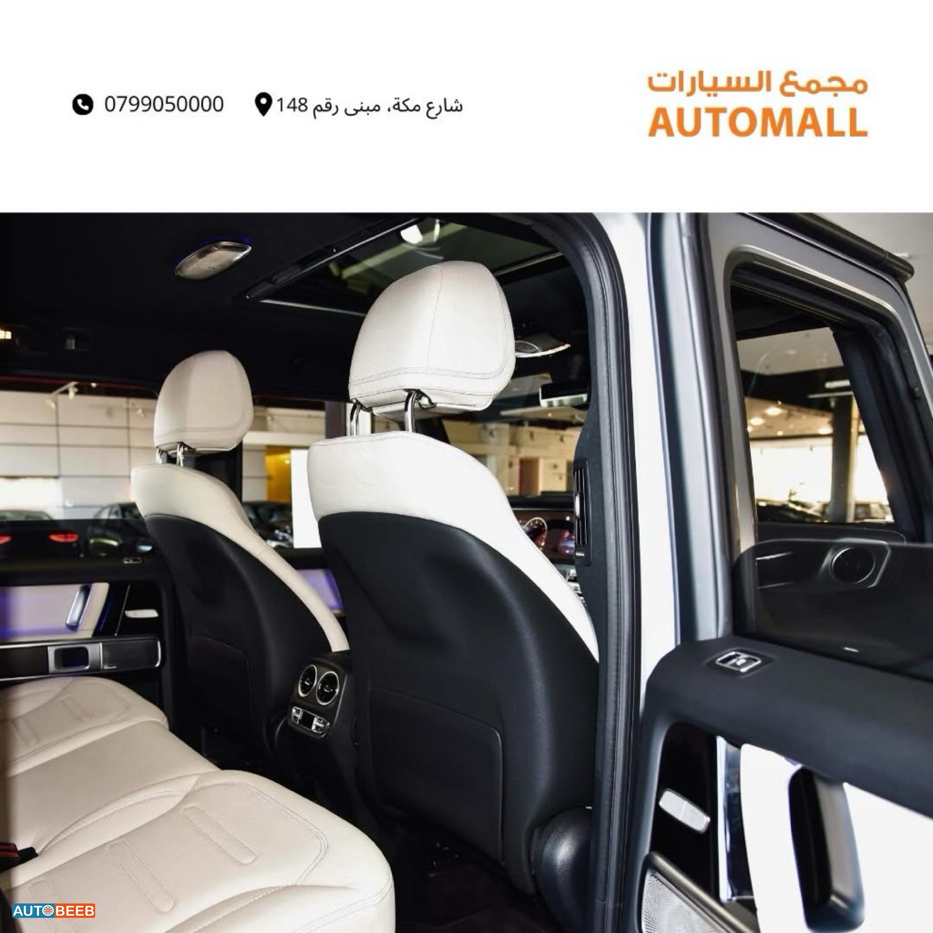 Mercedes Benz G500 2025