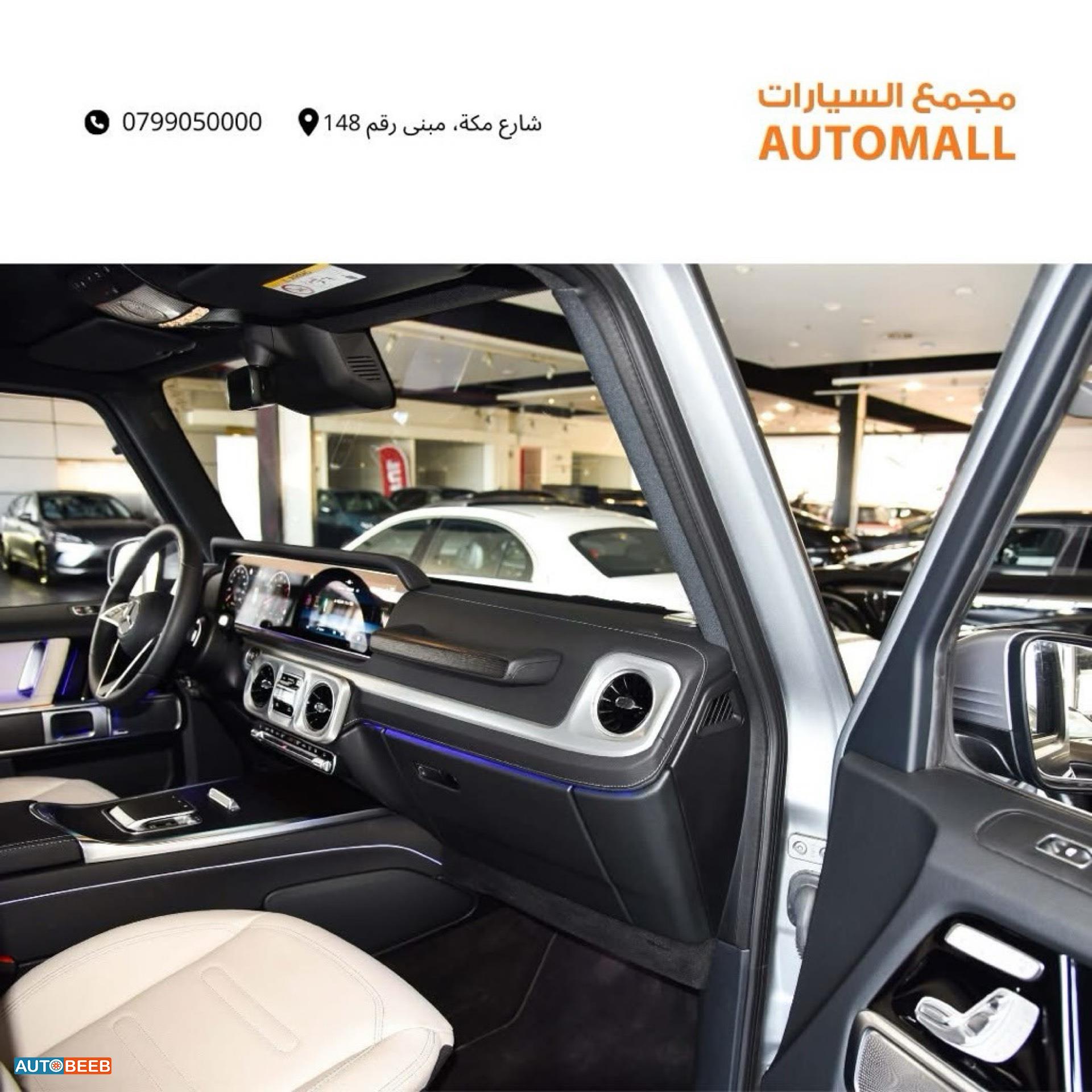 Mercedes Benz G500 2025