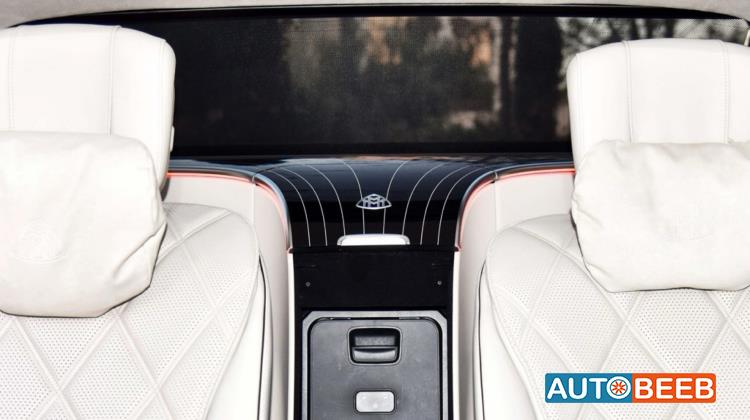 Mercedes Benz Maybach 2023