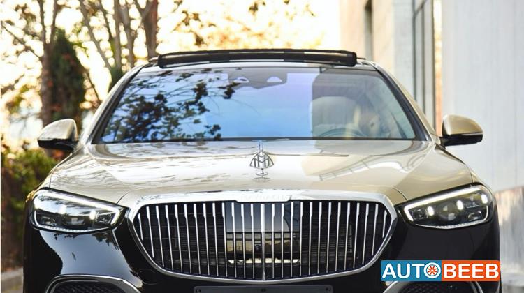 Mercedes Benz Maybach 2023