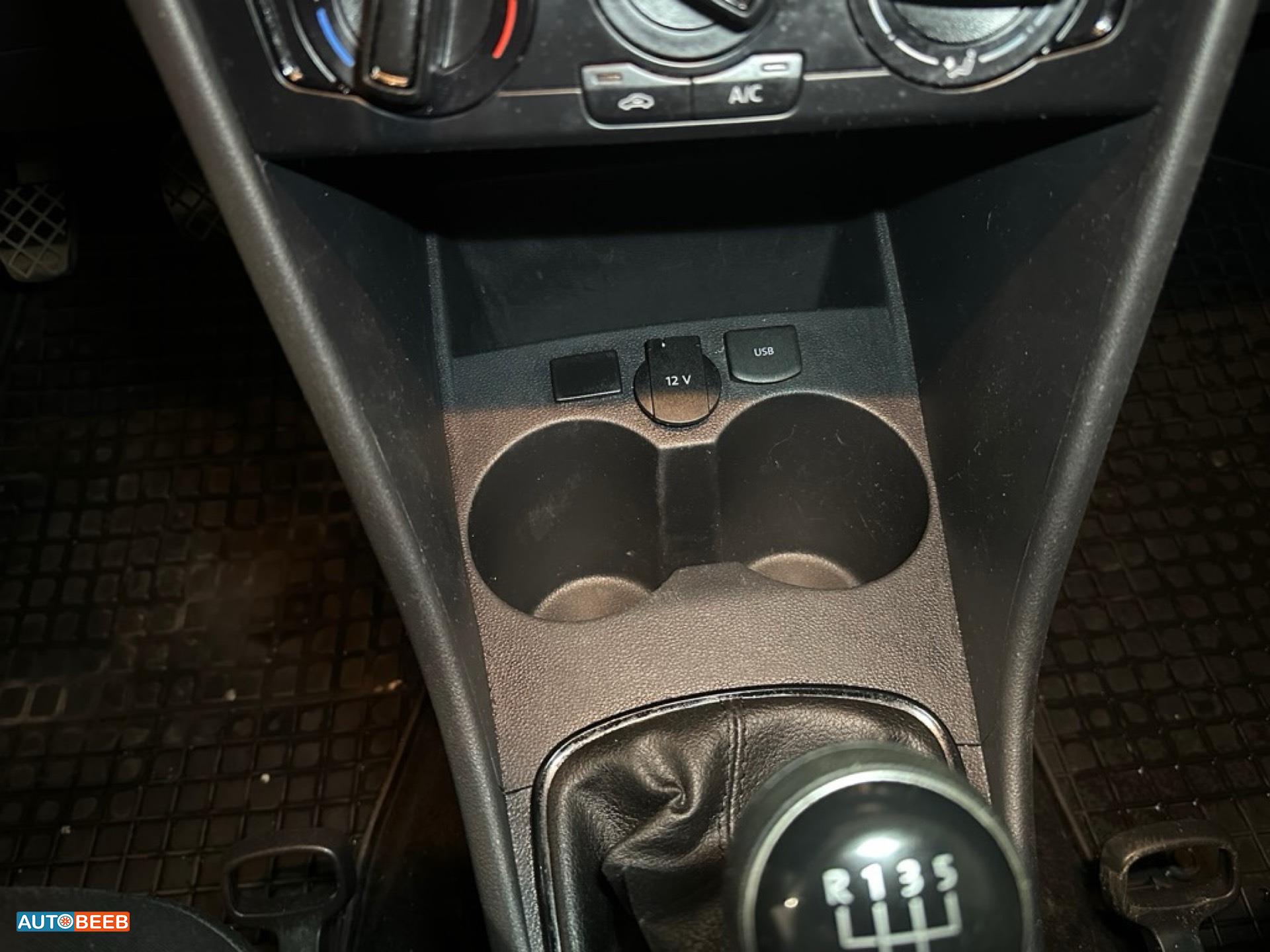 Volkswagen Polo 2016