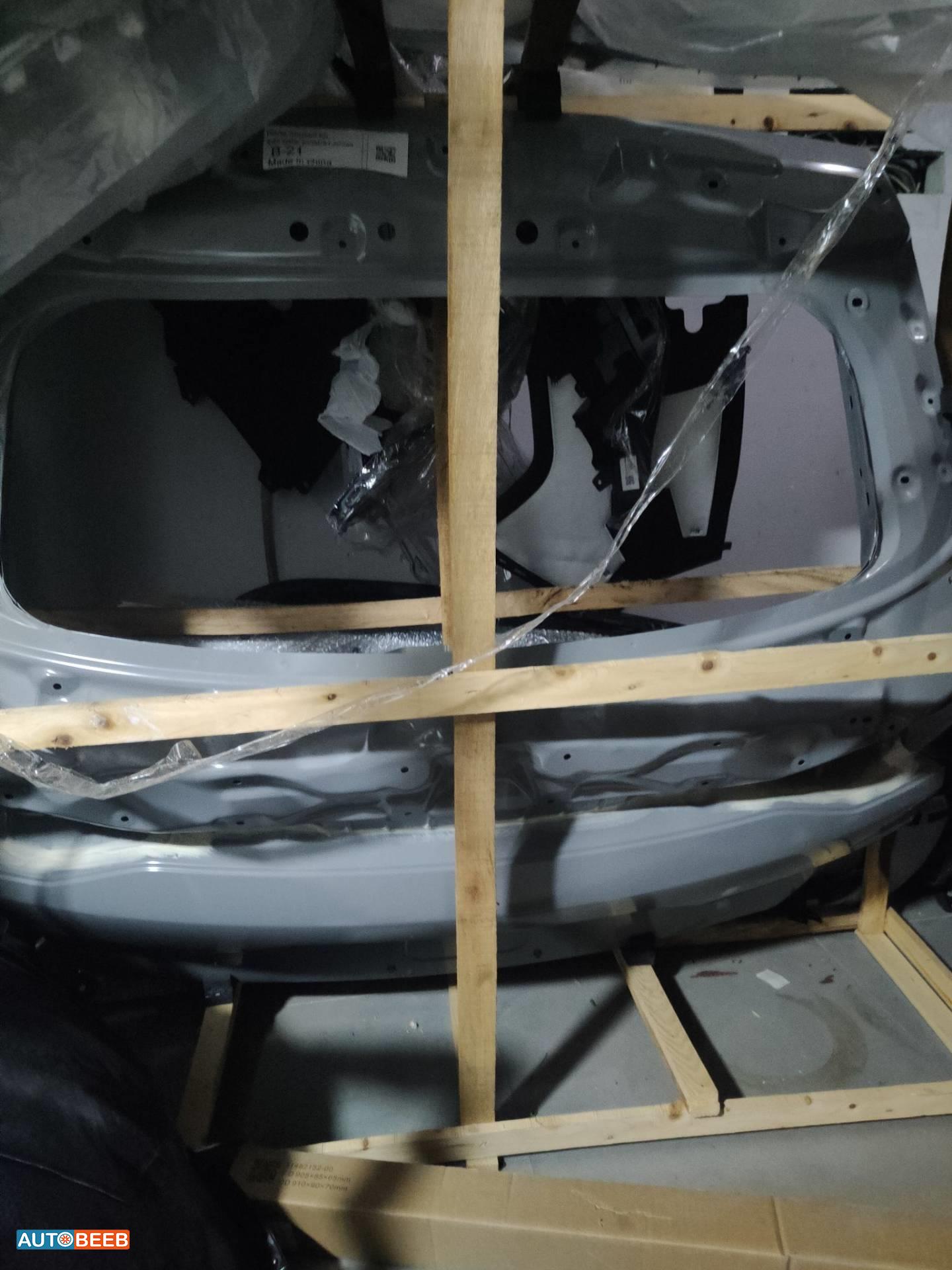 Body  Trunk BYD Song Plus