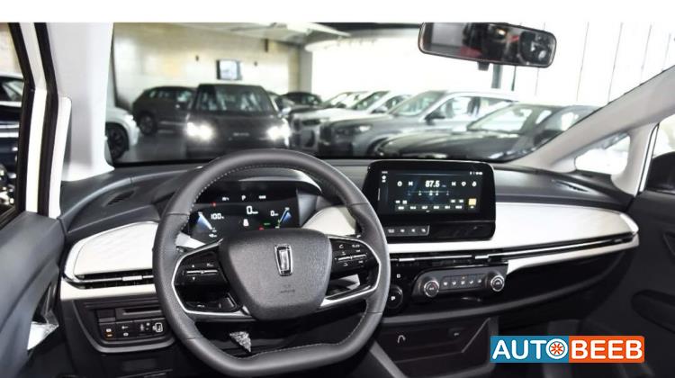 بستيون E05 2023