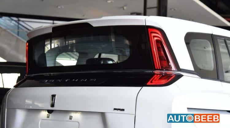 بستيون E05 2023