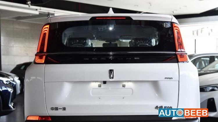 بستيون E05 2023