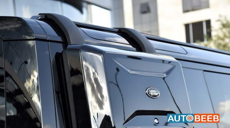 Land Rover Defender 2025