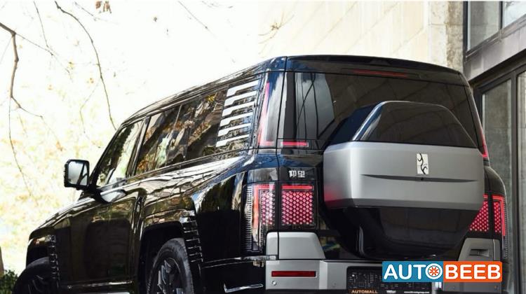 BYD Yangwang U8 2025