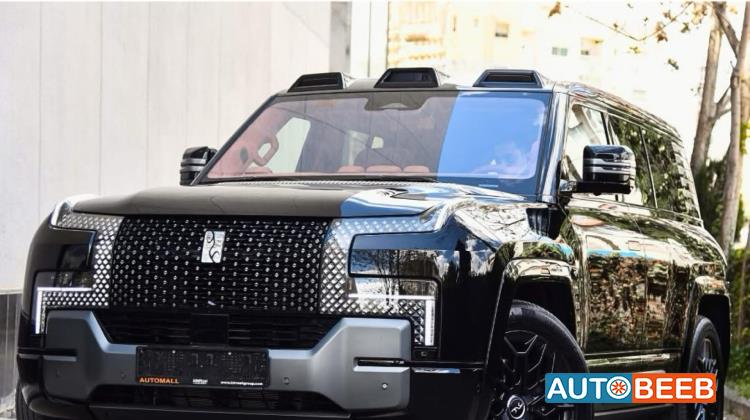 BYD Yangwang U8 2025