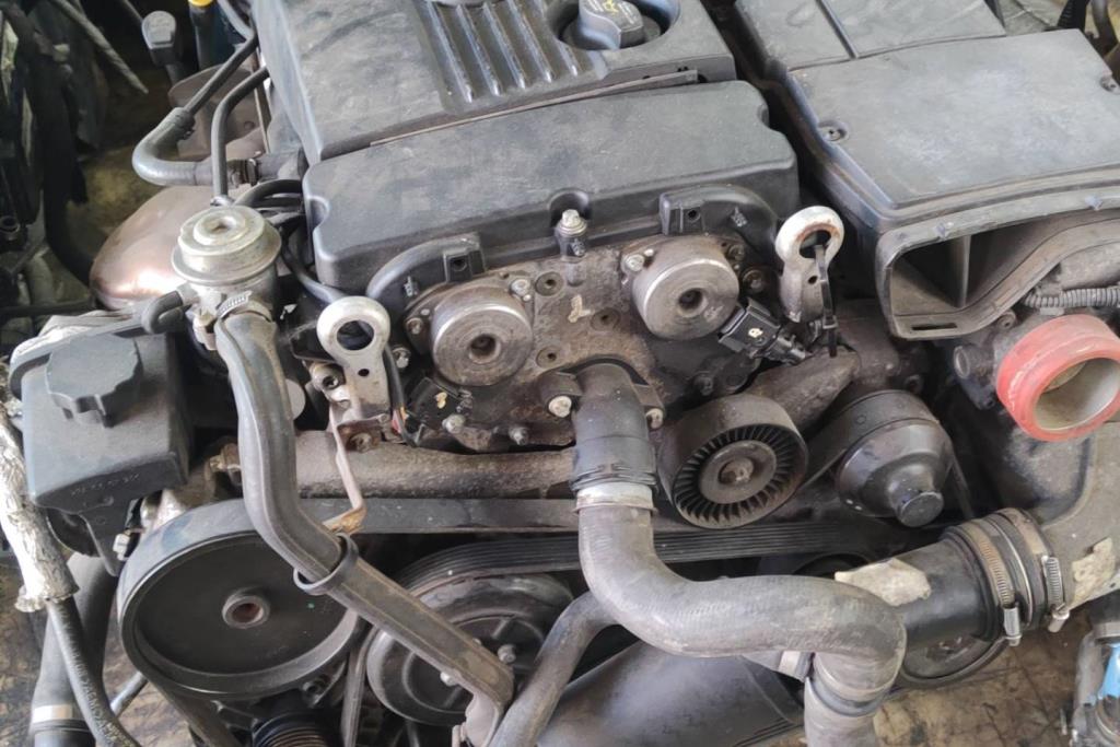 Engine Full Engine Mercedes Benz E200