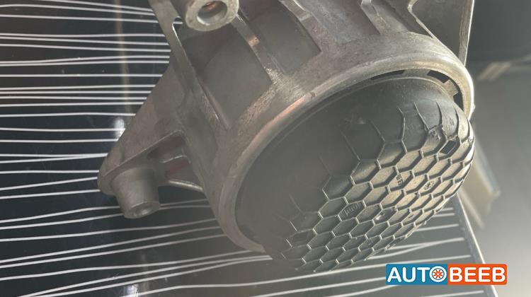  Mechanics  Mercedes Benz E200