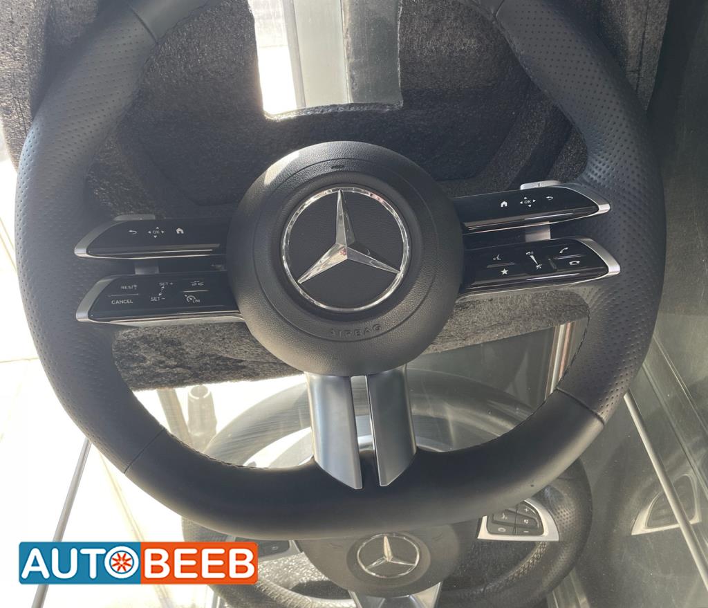 Cabin  Steering Wheel Mercedes Benz E200