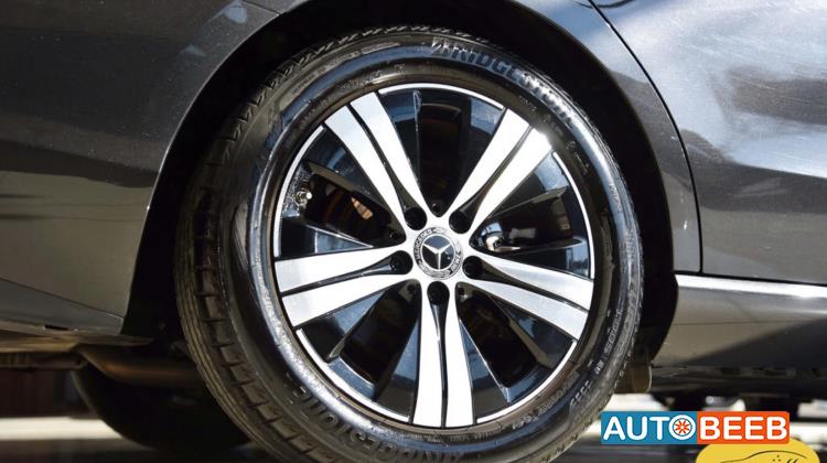 Mercedes Benz C180 2023