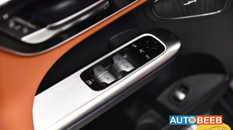 Mercedes Benz GLC200 2026