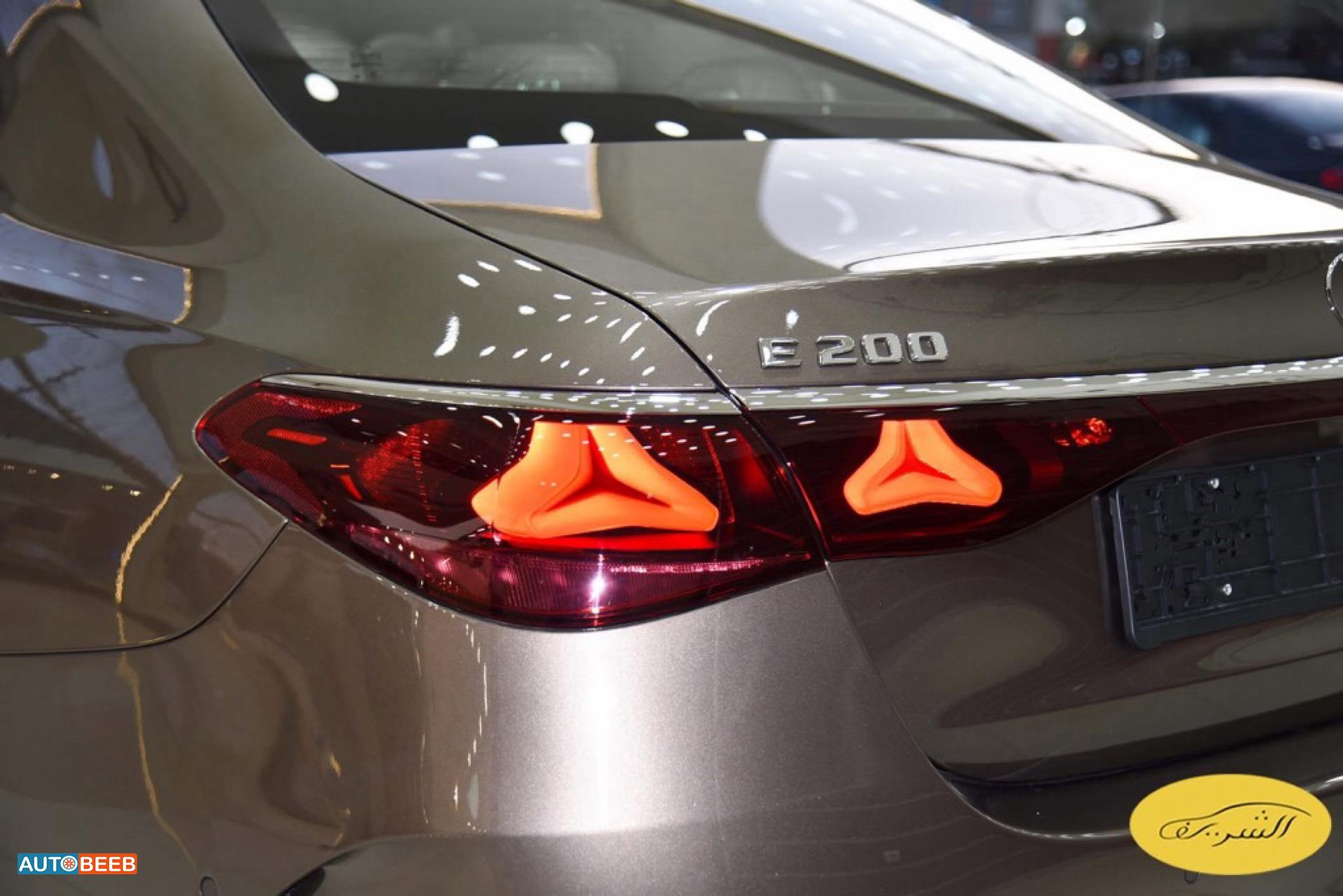 مرسيدس بنز E200 2025