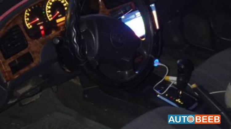 هيونداي افانتي 2001