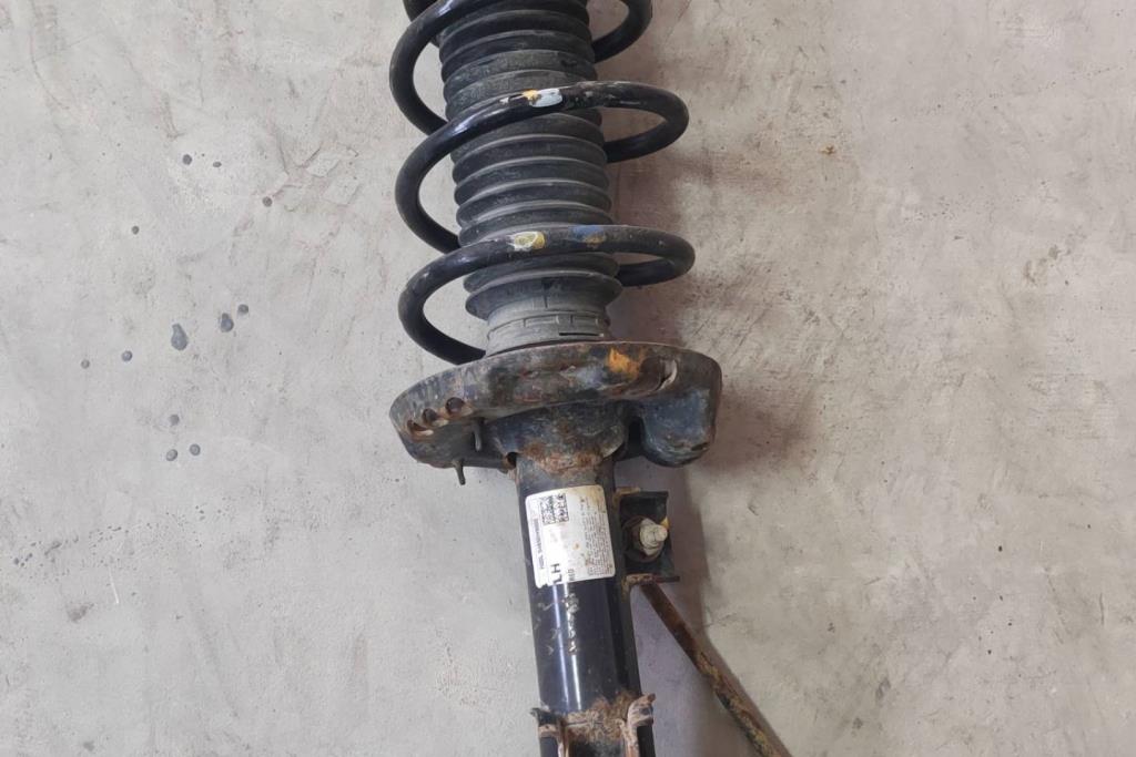  Shock Absorber Hyundai Accent
