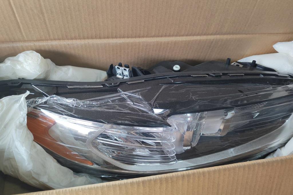 Lights Front light Ford Fusion