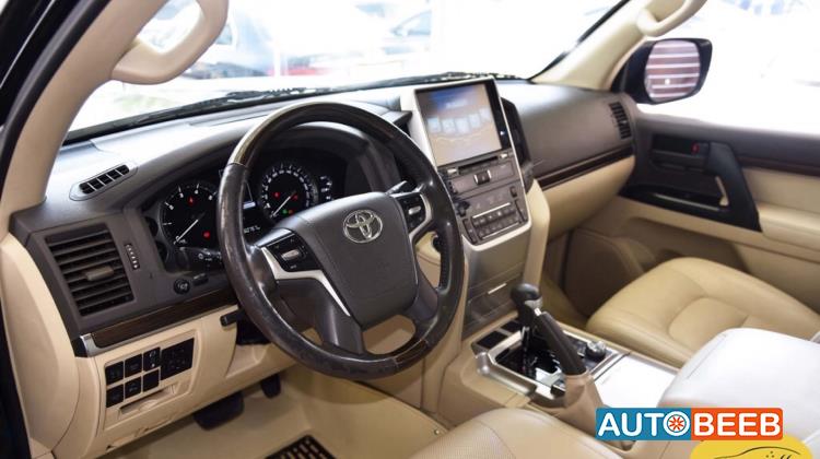 Toyota Land Cruiser 2019