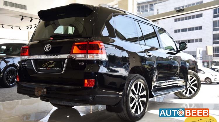 Toyota Land Cruiser 2019