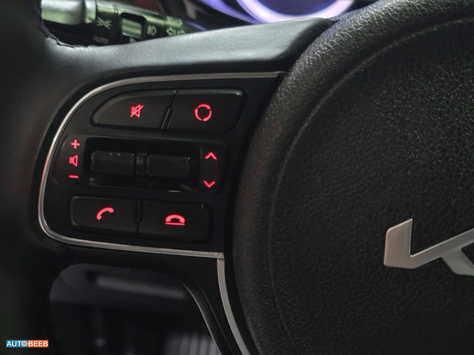 كيا نيرو 2021