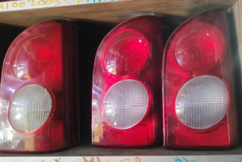 ضوء خلفي يمين شمال هيونداي اتش 100 1997 1998