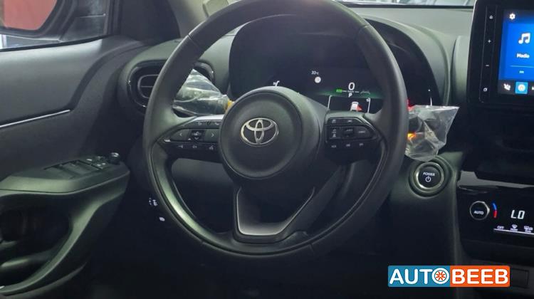 Toyota Yaris 2023