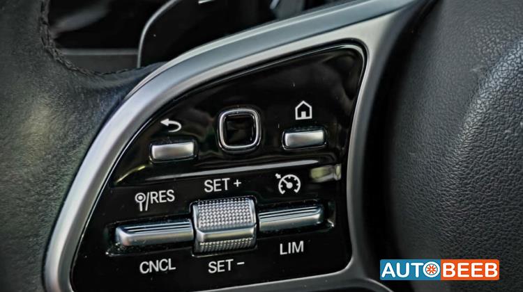 مرسيدس بنز EQA250 2023