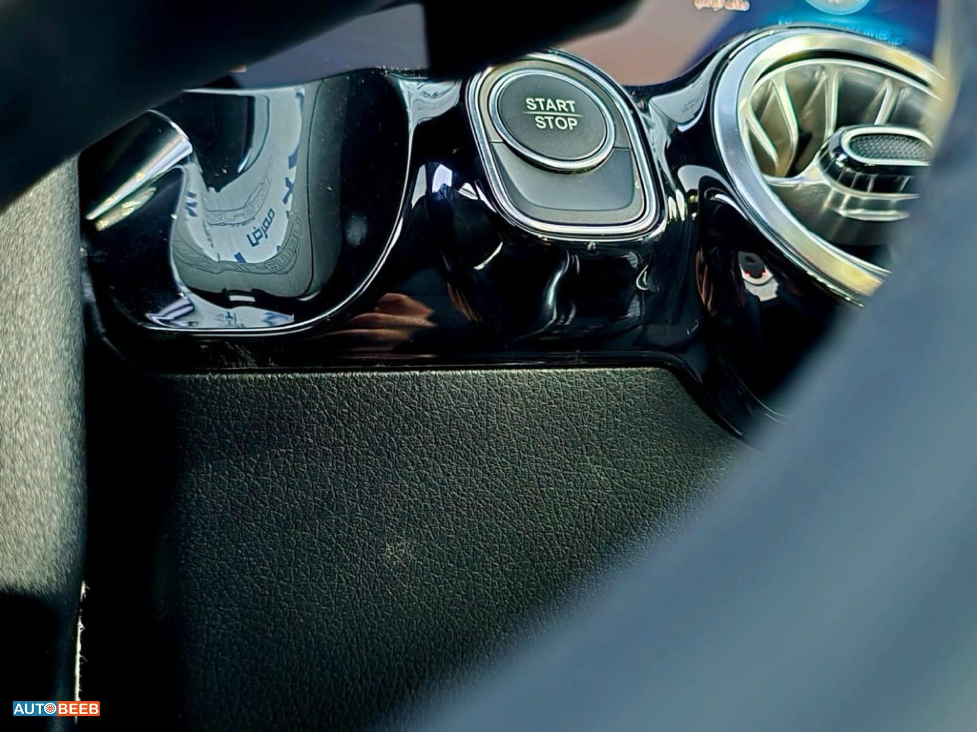 مرسيدس بنز EQA250 2023