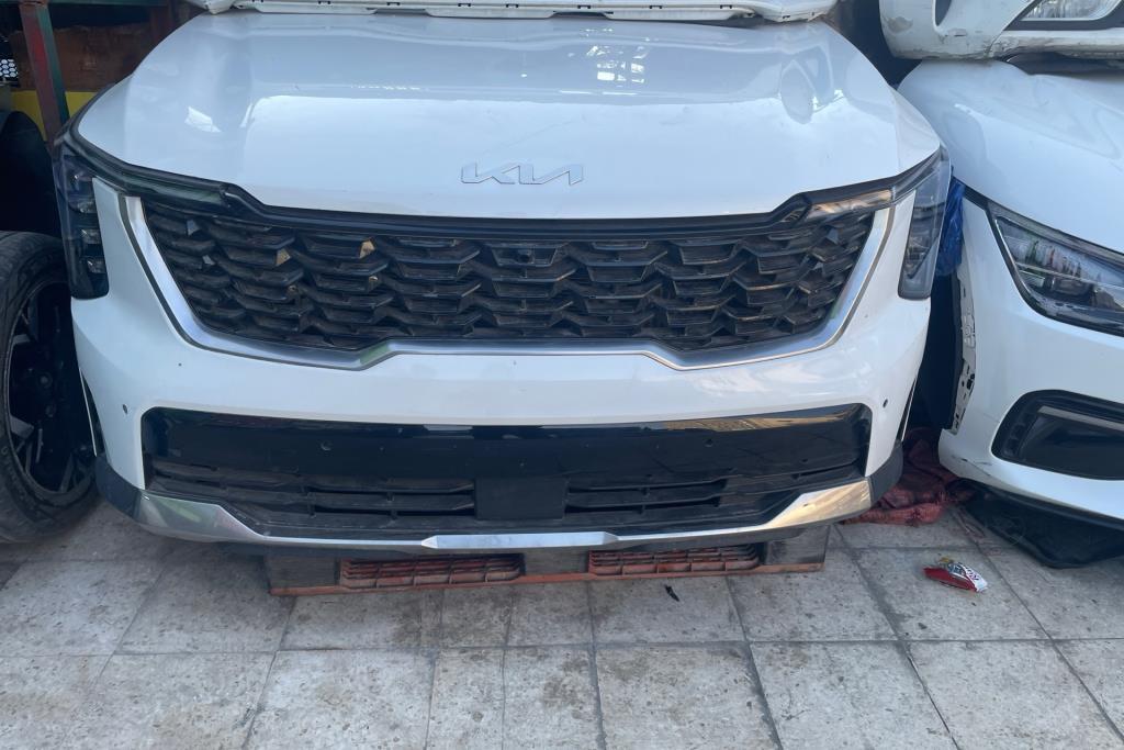 Body  Front clip KIA Sorento