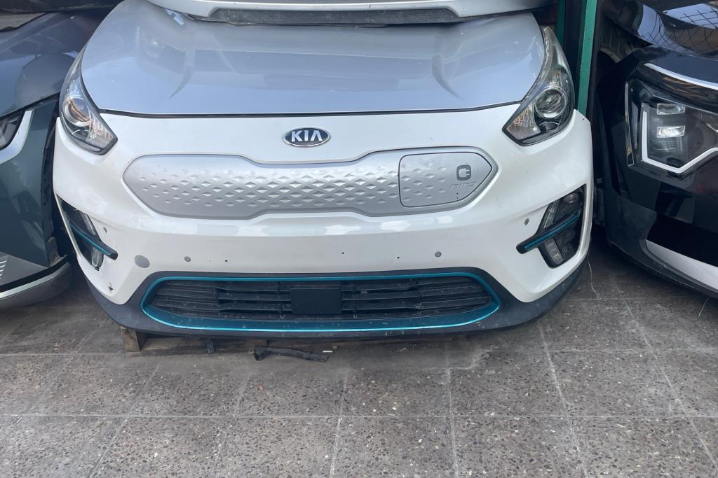 Body  Front clip KIA Niro