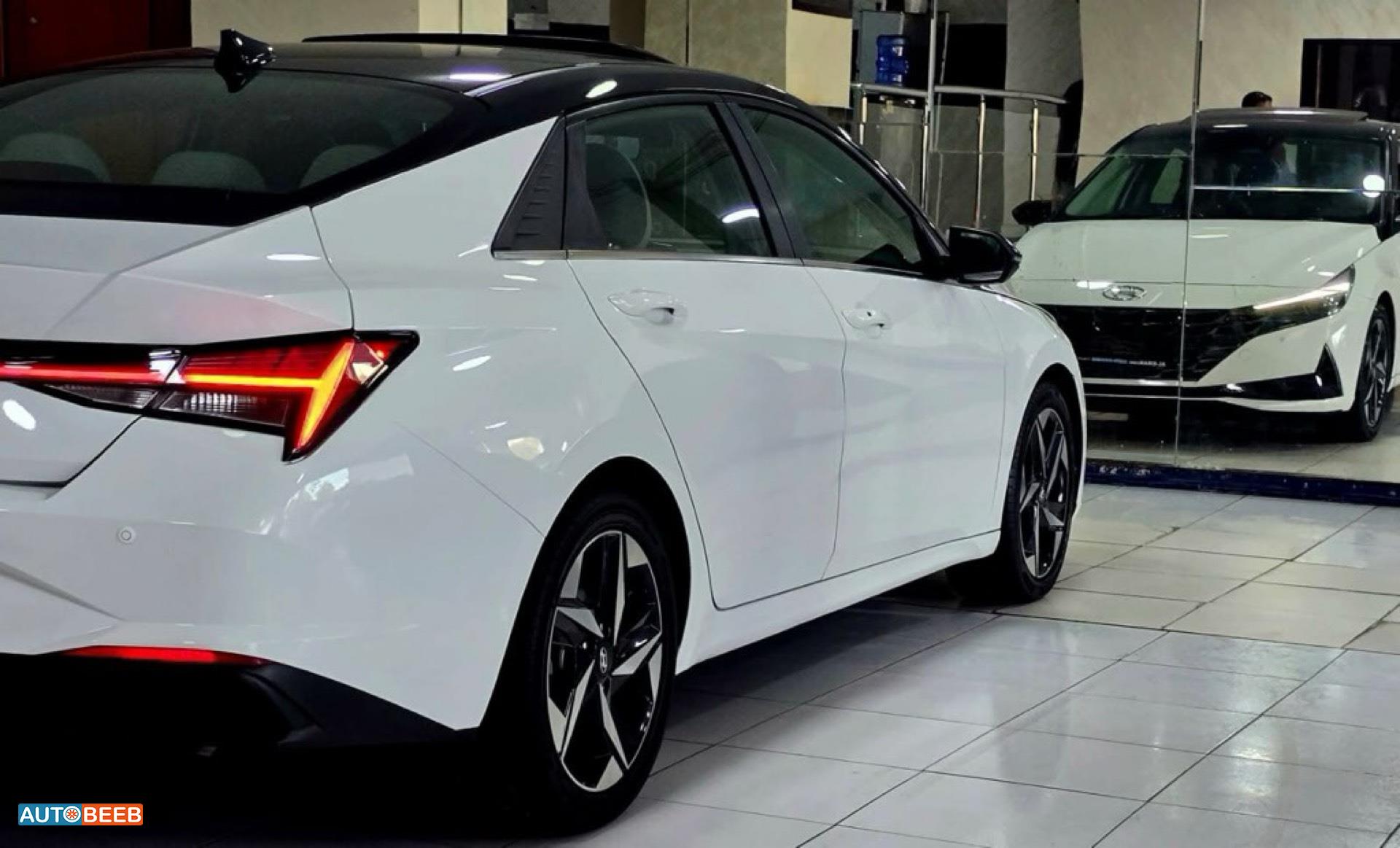 Hyundai Elantra 2021