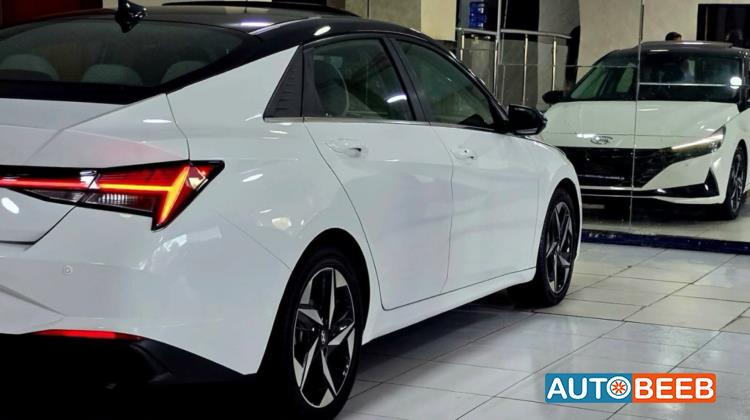 Hyundai Elantra 2021
