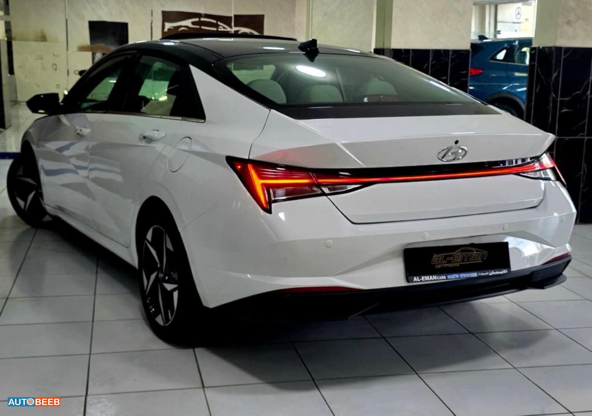 Hyundai Elantra 2021