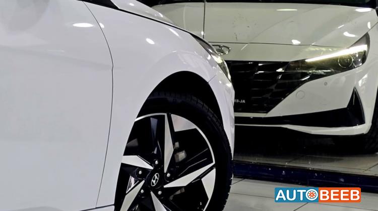 Hyundai Elantra 2021