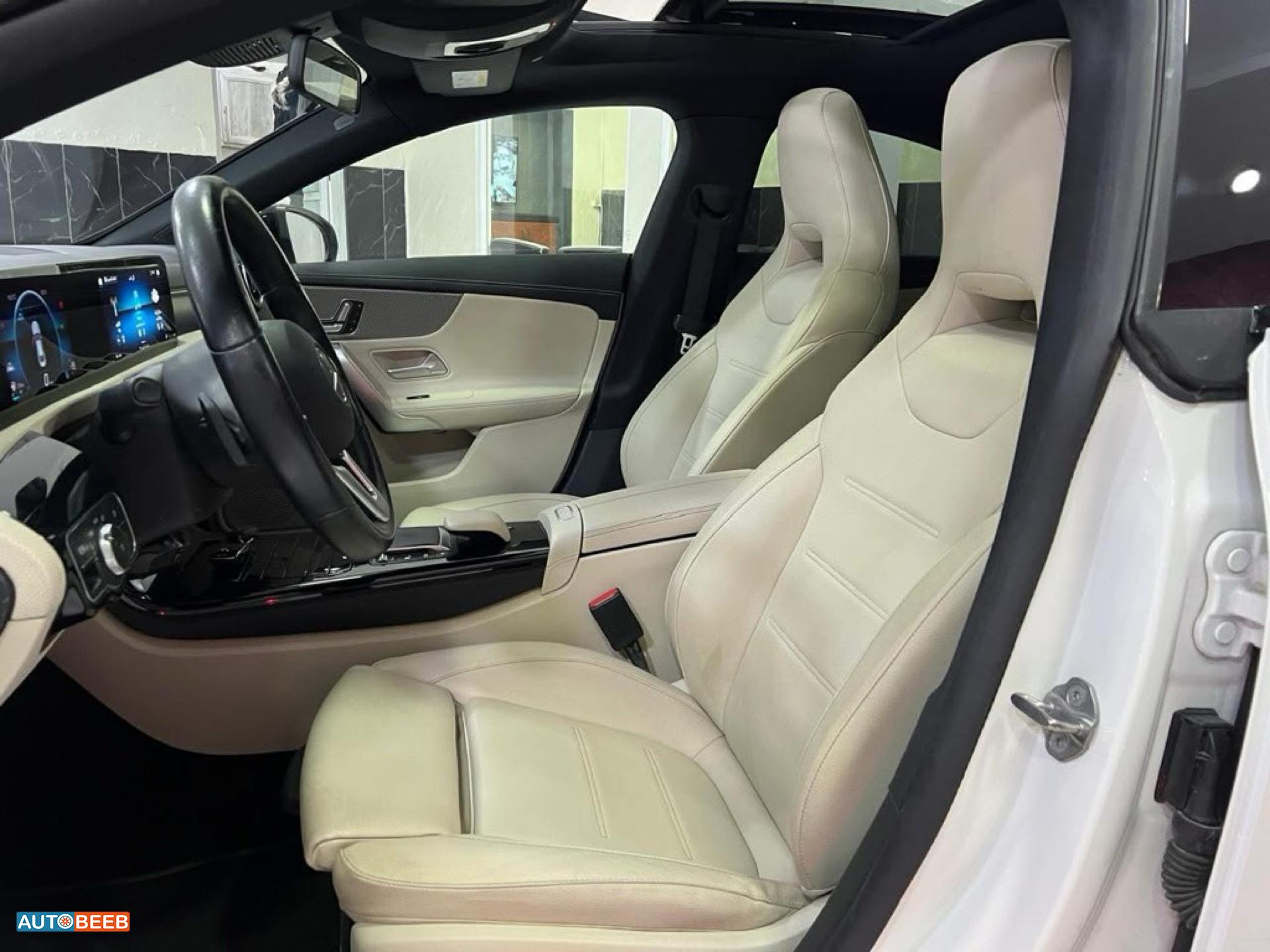 مرسيدس بنز CLA200 2022