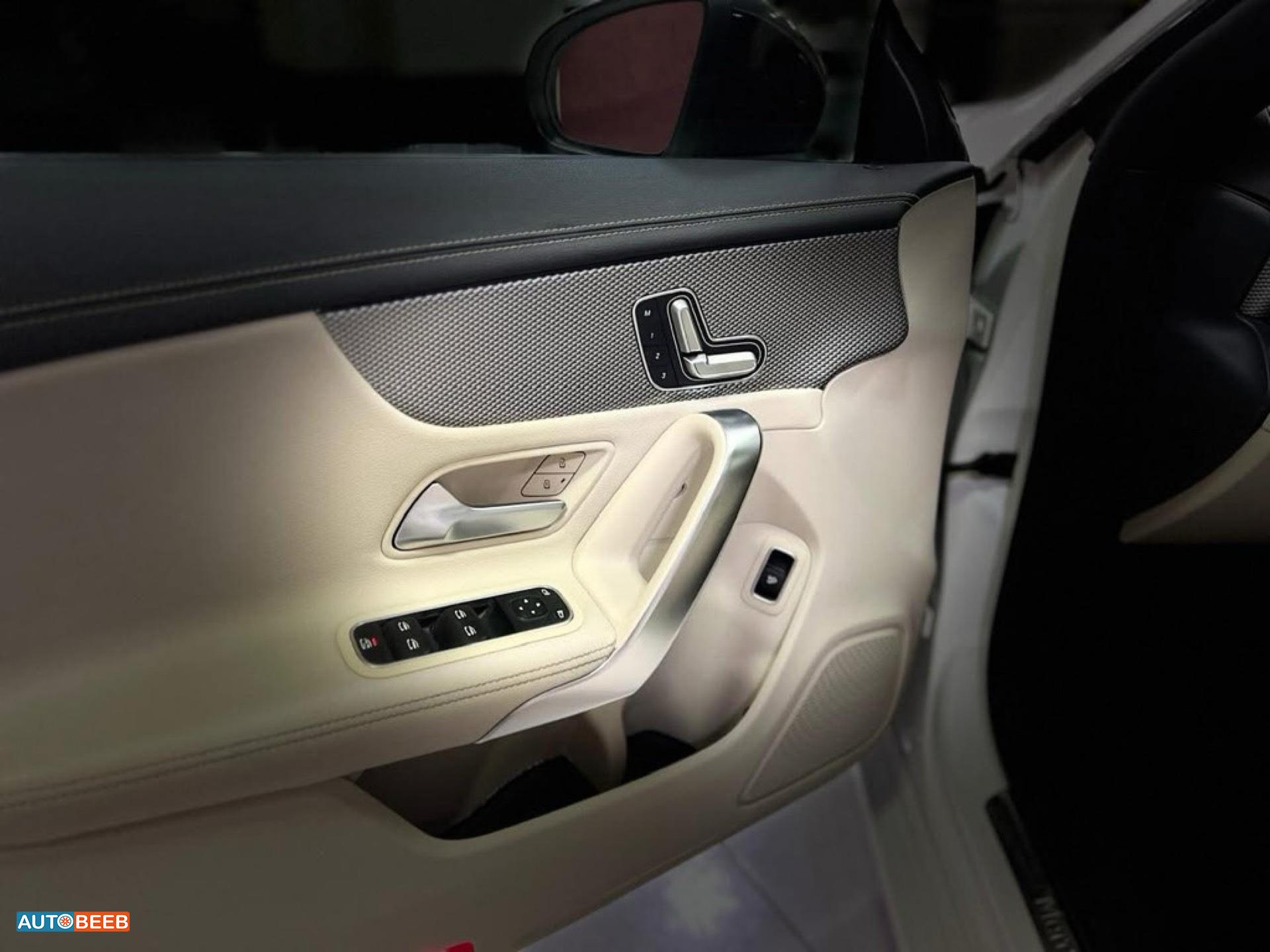 مرسيدس بنز CLA200 2022