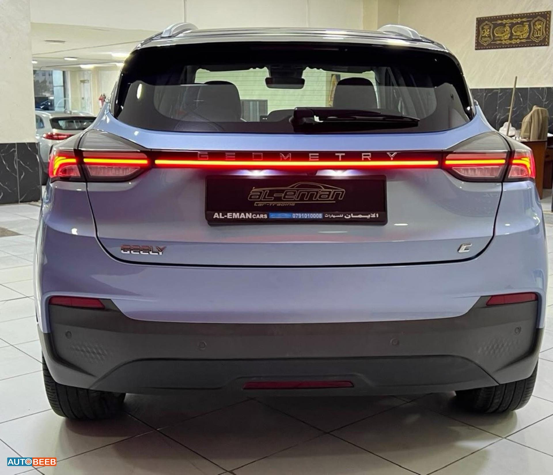 Geely Geometry C 2022