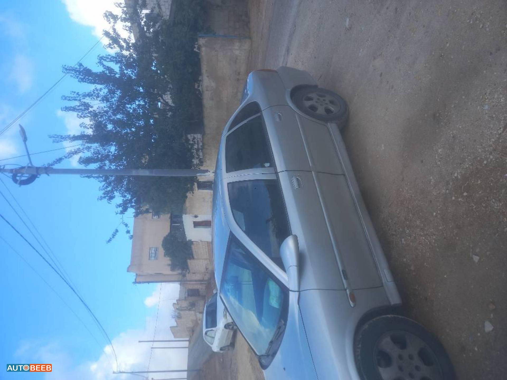 اوبل فيكترا 2001