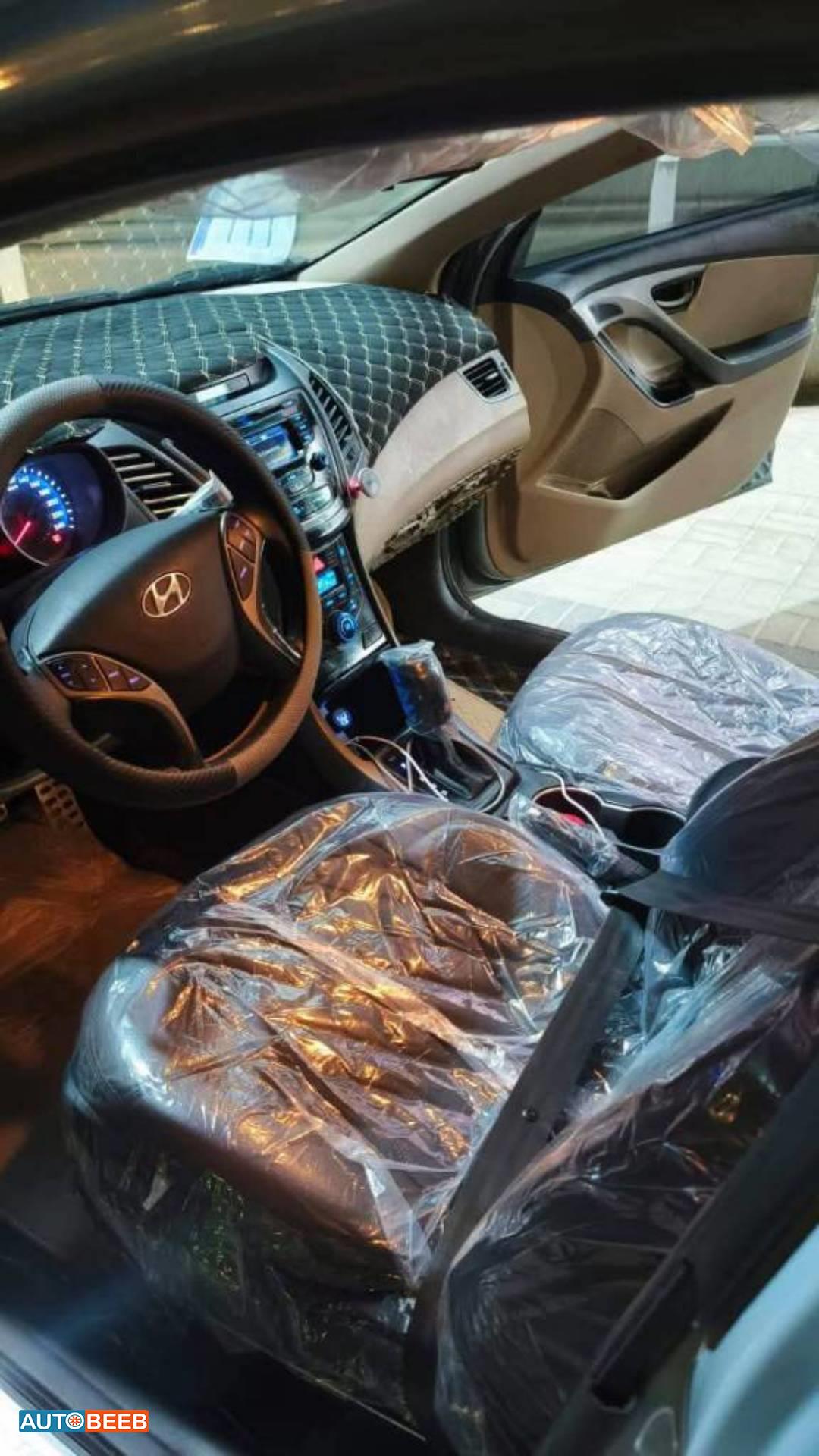 Hyundai Elantra 2014