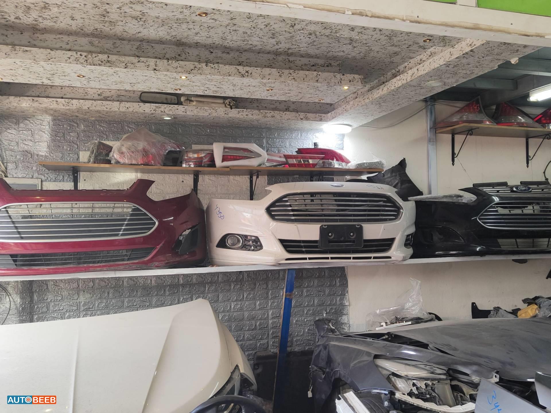 Body  Bumper Ford C-Max