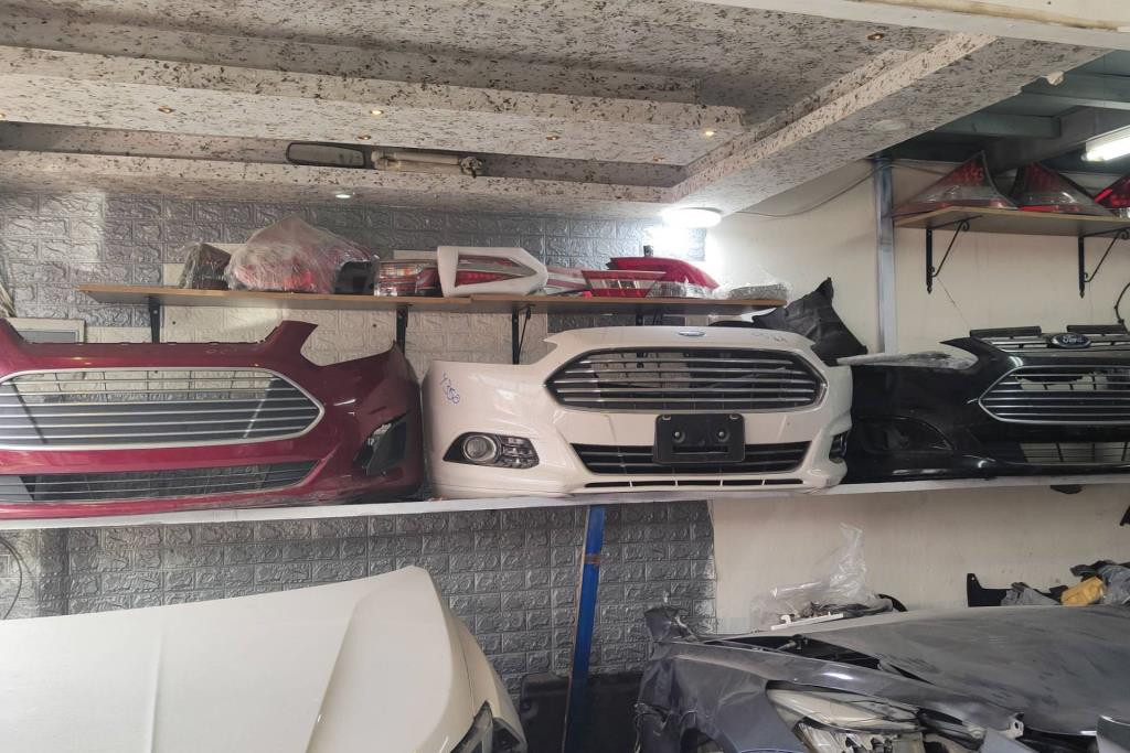 Body  Bumper Ford C-Max