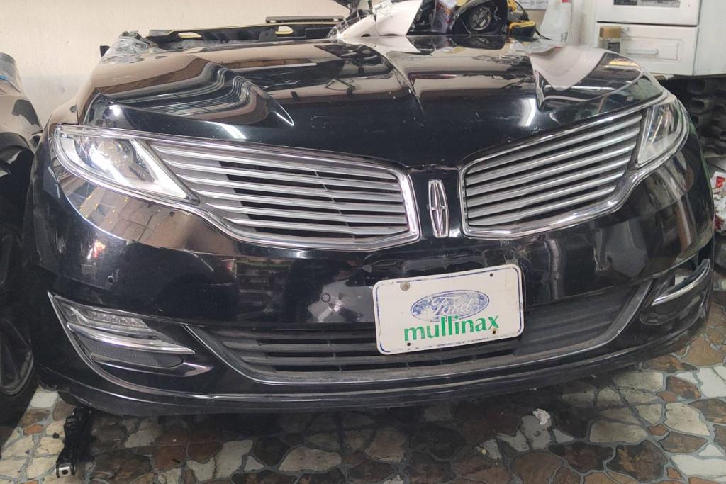 Body  Front clip Lincoln MKZ
