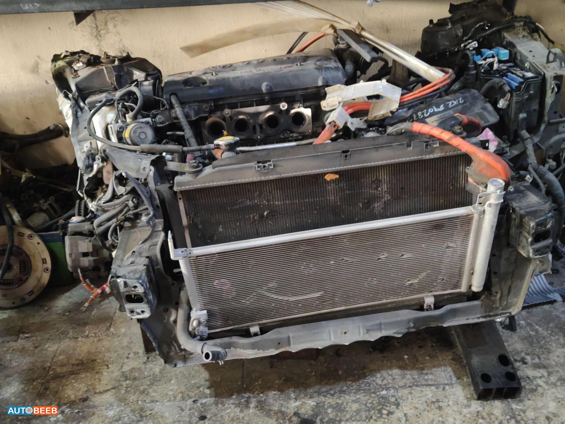 Body  Front clip Toyota Camry